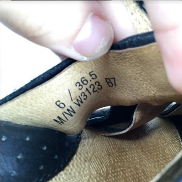 Born Women's Wedge Cork Sandals Slip-On Leather Open Toe Black Size 6 - Picture 12 of 12